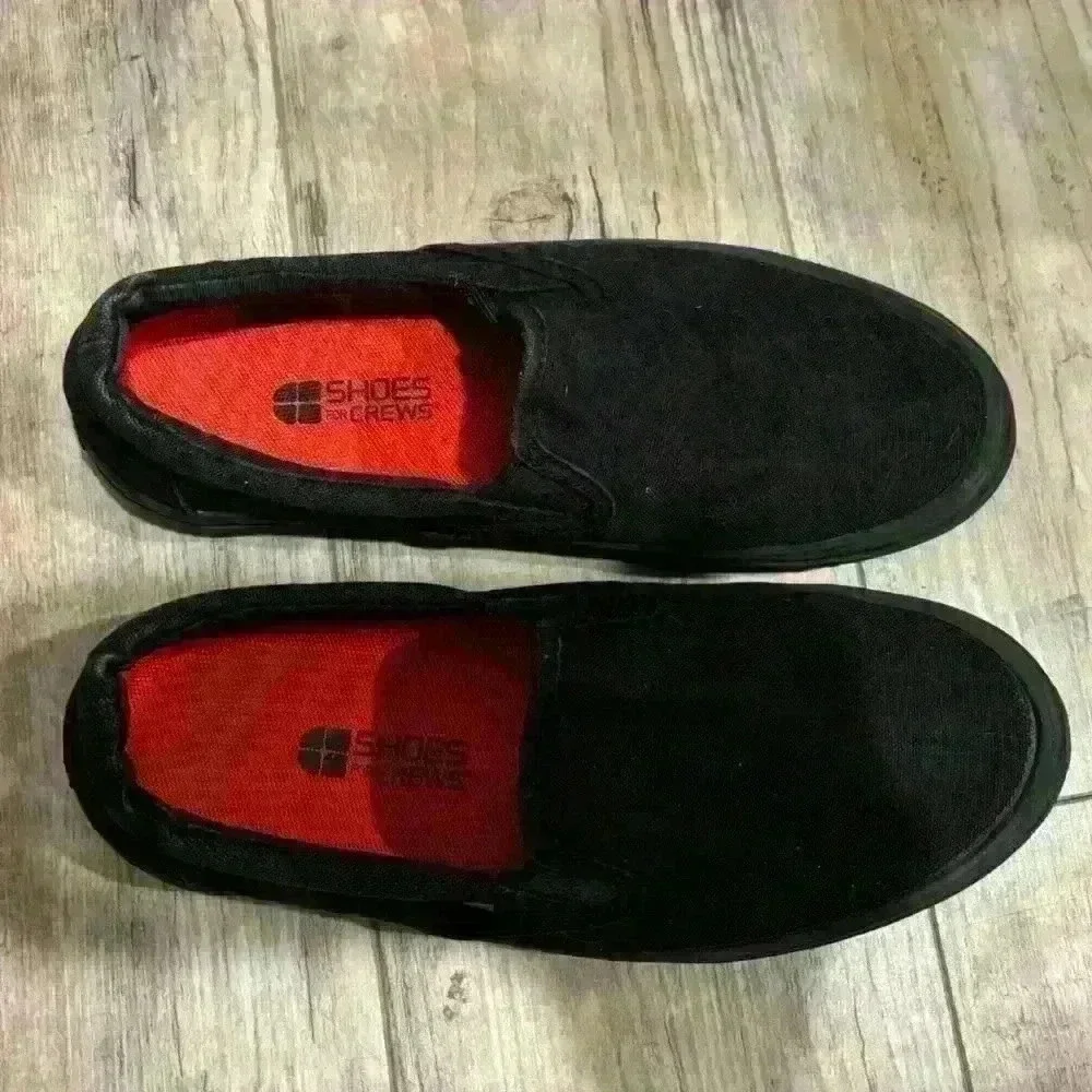 Shoes for Crews Men’s , Size 6 Or Women’s Size 7.5 Black